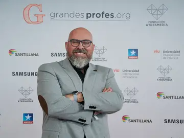 “La educación semipresencial puede ser una solución intermedia entre el deseo de los centros y las obligaciones sanitarias” “La educación semipresencial puede ser una solución intermedia entre el deseo de los centros y las obligaciones sanitarias”