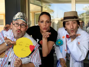 Un beso redondo: Ponemos en marcha la campaña #TeLanzoUnBeso para apoyar a los profesionales sanitarios Un beso redondo: Ponemos en marcha la campaña #TeLanzoUnBeso para apoyar a los profesionales sanitarios