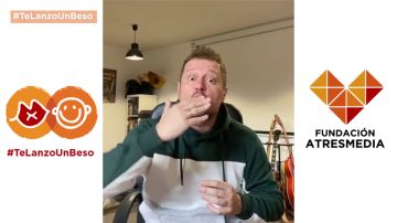 El Monaguillo te anima a participar en la campaña #TeLanzoUnBeso