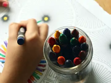 Formación de docentes, participación empresarial y modelo 'online', retos de la educación pospandemia Formación de docentes, participación empresarial y modelo 'online', retos de la educación pospandemia