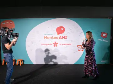 Vuelve a ver el gran evento que reunió a docentes de toda España para impulsar la Alfabetización Mediática e Informacional (AMI) Vuelve a ver el gran evento que reunió a docentes de toda España para impulsar la Alfabetización Mediática e Informacional (AMI)
