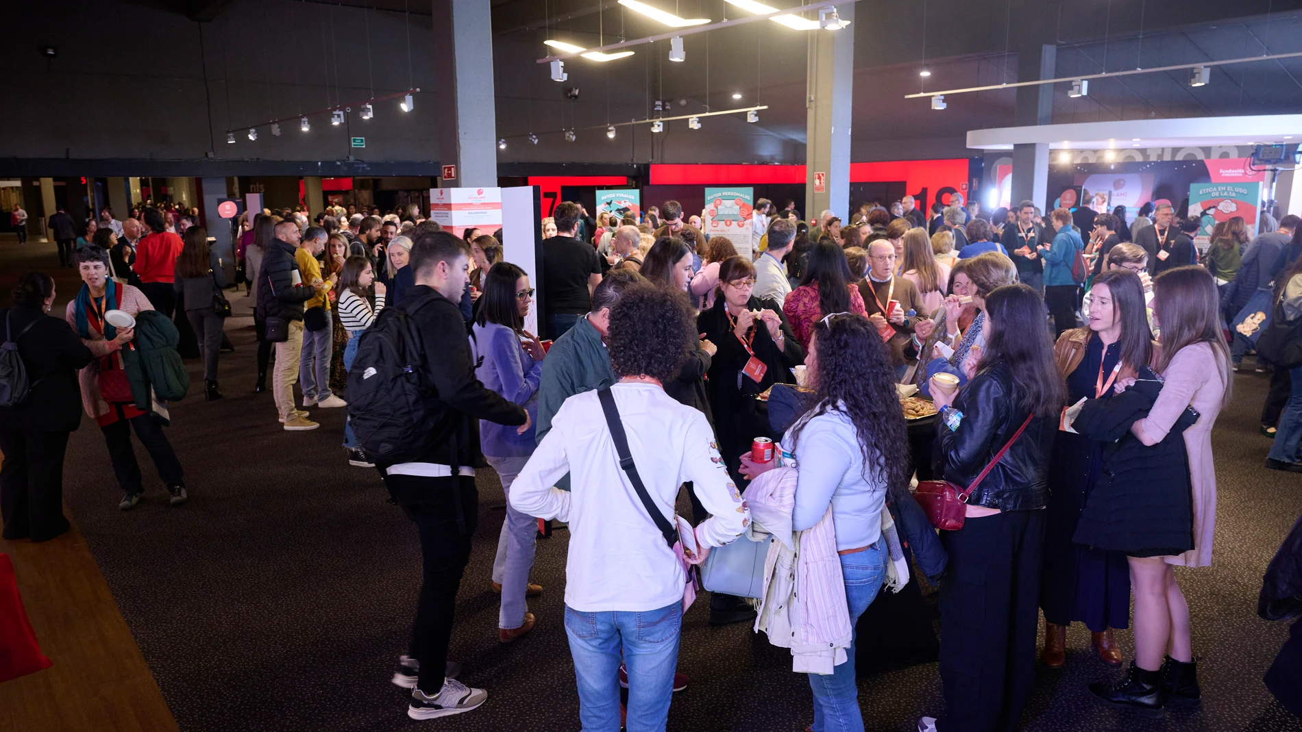 Zona de experiencias del encuentro educativo Mentes AMI