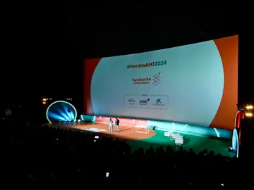 El Encuentro Mentes AMI de la Fundación Atresmedia reúne a 10.000 docentes, reafirmando su gran éxito de convocatoria El Encuentro Mentes AMI de la Fundación Atresmedia reúne a 10.000 docentes, reafirmando su gran éxito de convocatoria