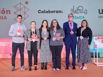 Anunciamos a los finalistas de la categoría Desarrollo de la Competencia Digital de los Premios Mentes AMI 2024 Anunciamos a los finalistas de la categoría Desarrollo de la Competencia Digital de los Premios Mentes AMI 2024
