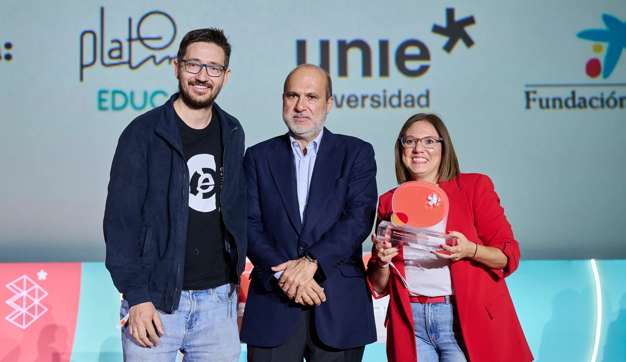 Proyecto MIA. Premios Mentes AMI 2024