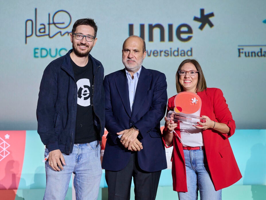 Premio Mentes AMI 2024 en la categoría 'Promoción de los Valores y la Convivencia': Proyecto 'MIA'