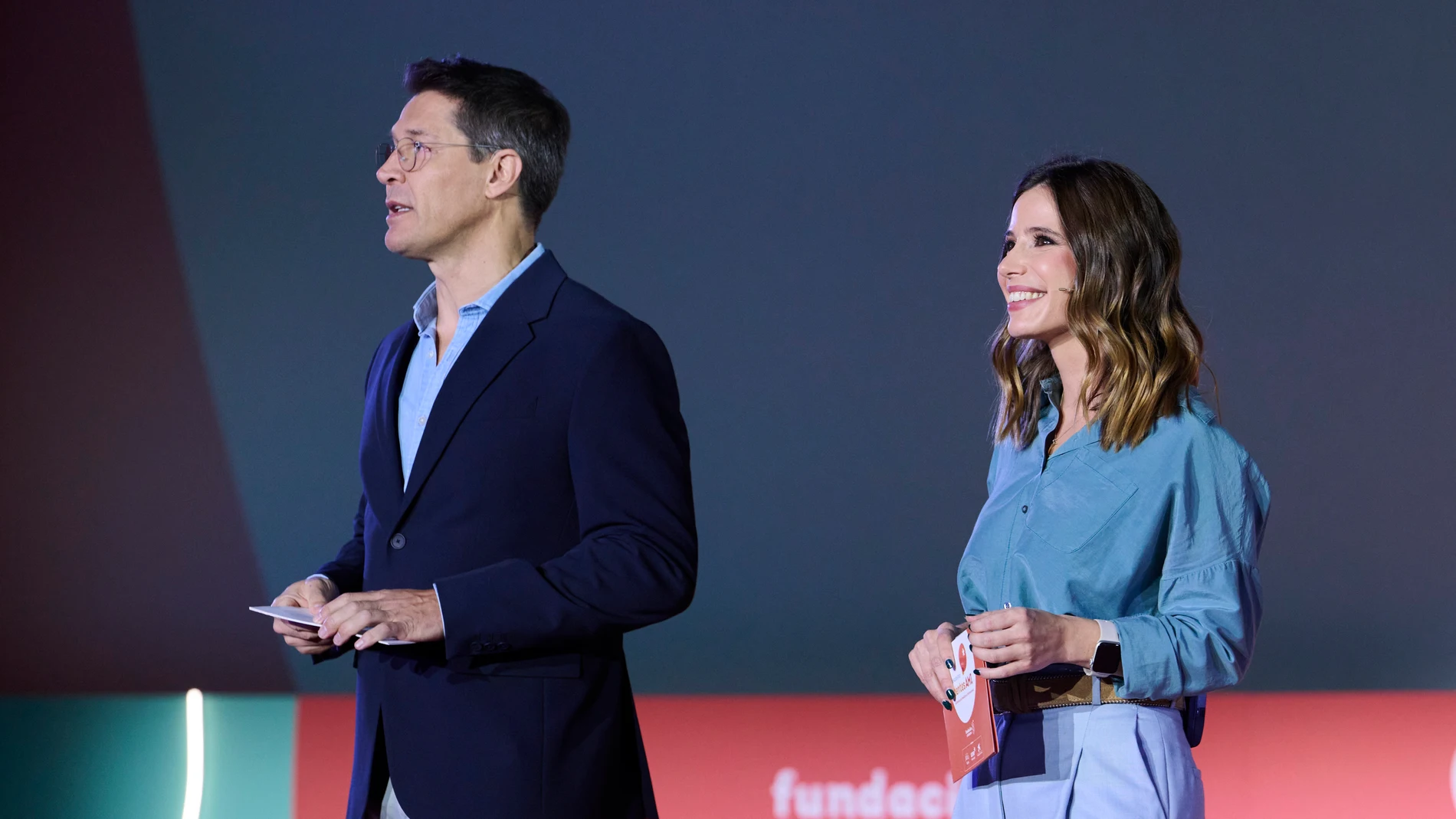 Jaime Cantizano y Victoria Arnáu en el Encuentro Mentes AMI 2024