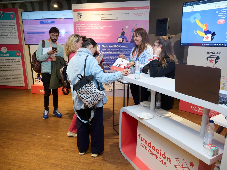 ¡Descubre todas las actividades de la zona de experiencias en el Encuentro Mentes AMI 2025!