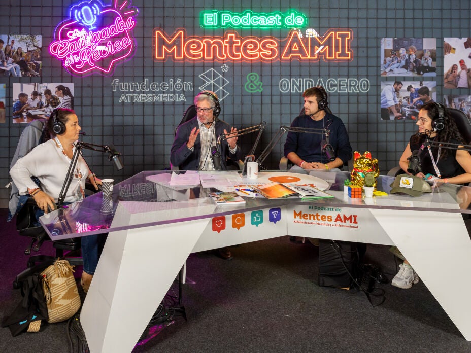 Descubre la Zona de Experiencias de Mentes AMI 2026: juegos, retos y herramientas para el aula Descubre la Zona de Experiencias de Mentes AMI 2026: juegos, retos y herramientas para el aula